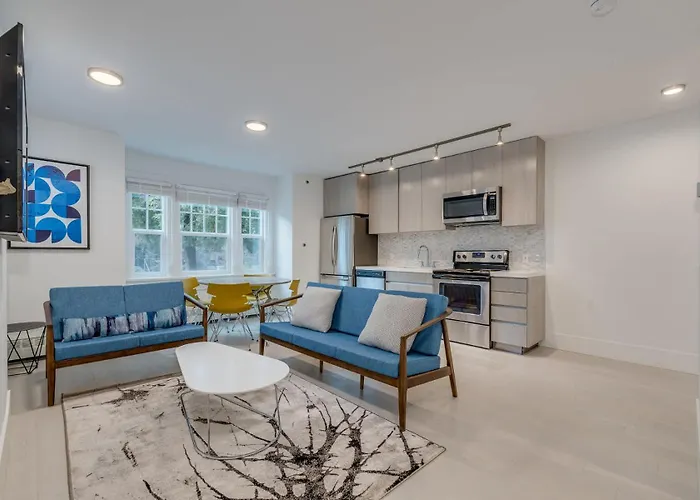 Charming Urban Sanctuary In The Heart Of Town